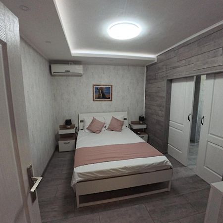 Апартамент Александрови Поморие Экстерьер фото
